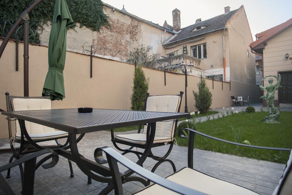 Casa Timpuri Vechi Hotel Сибиу Екстериор снимка