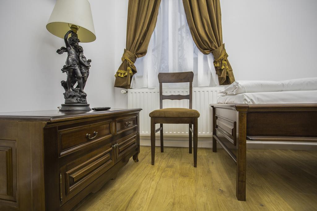 Casa Timpuri Vechi Hotel Сибиу Екстериор снимка